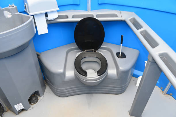 Best Construction site porta potty rental  in Wollochet, WA